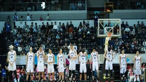 弗里克率队连胜13场，恩里克不败纪录尚存差距